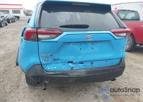 2021 Toyota Rav4 Xle из США, поврежденный, VIN 2T3W1RFVXMW119724